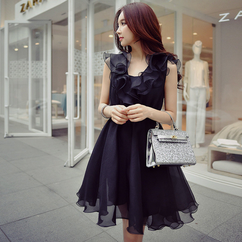  荷叶边领收腰连衣裙