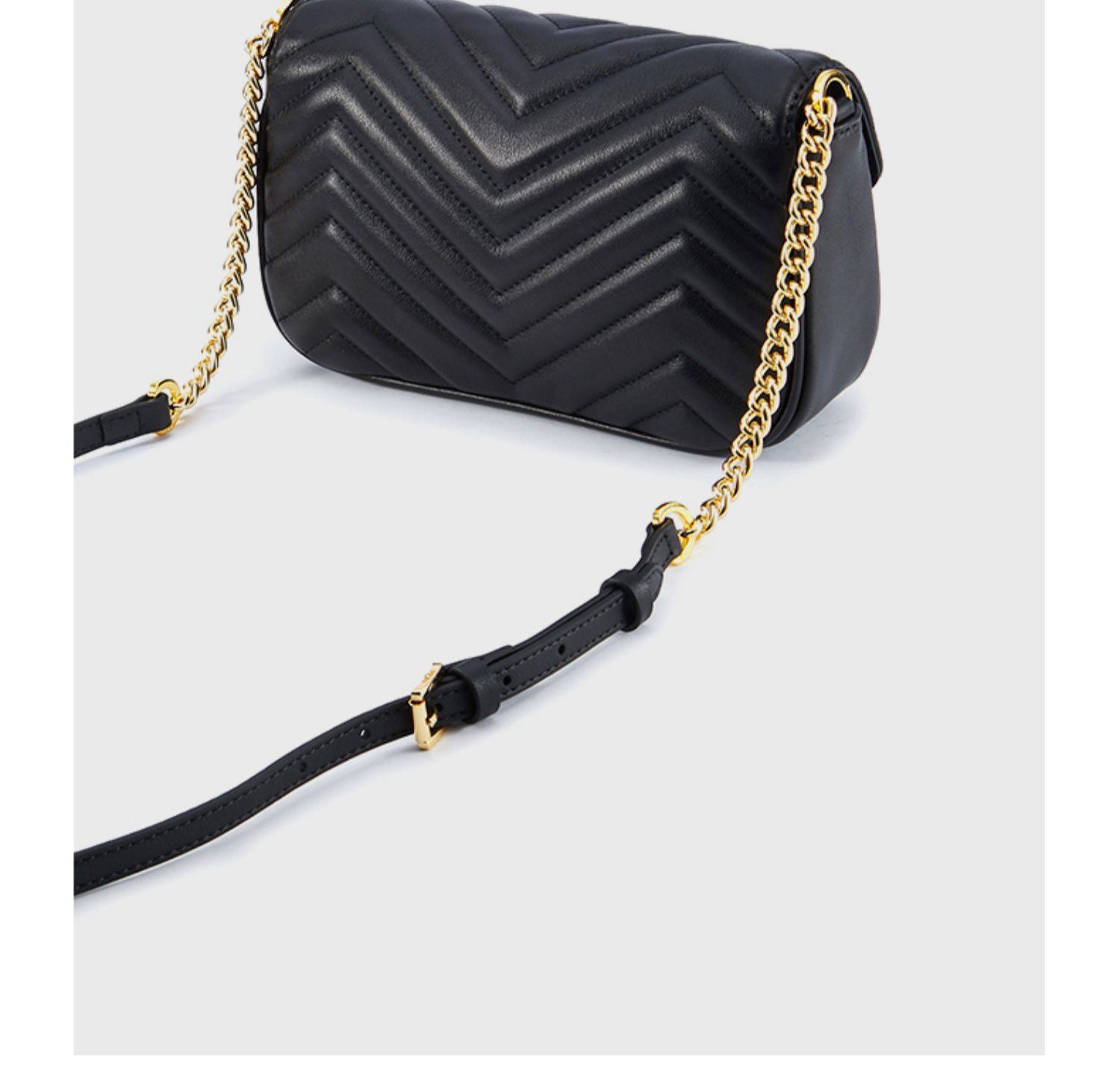 fion/菲安妮小众轻奢女包 红色斜挎包真皮女士包包蜜蜂菱格链条包_领