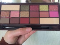 Rose gold chocolate makeup revolution i heart chocolate eyeshadow palette gold chocolate