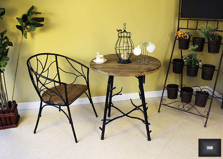 美式乡村个性茶桌 户外实木铁艺圆桌 咖啡桌 咖啡店酒吧桌椅