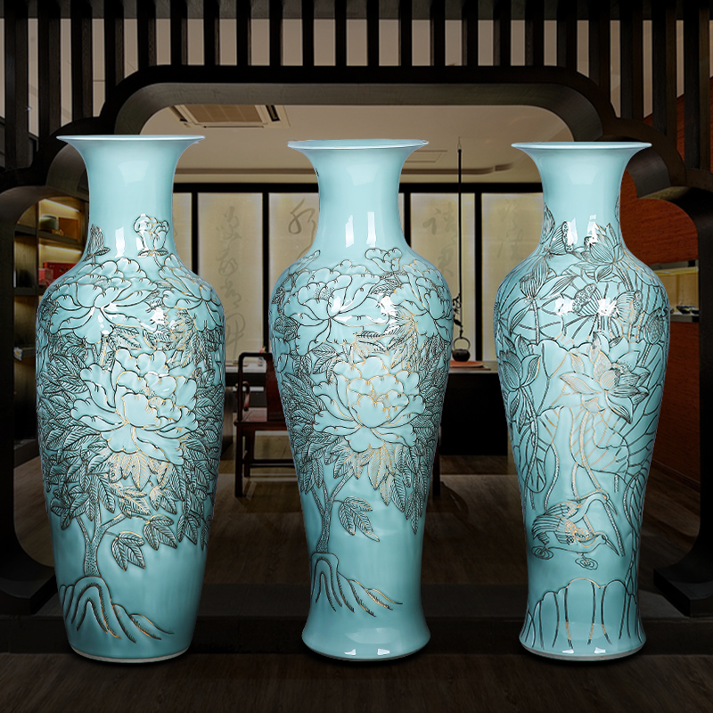 Jingdezhen ceramics anaglyph hand - made paint floor extra large vases, Chinese hotels sitting room adornment is placed