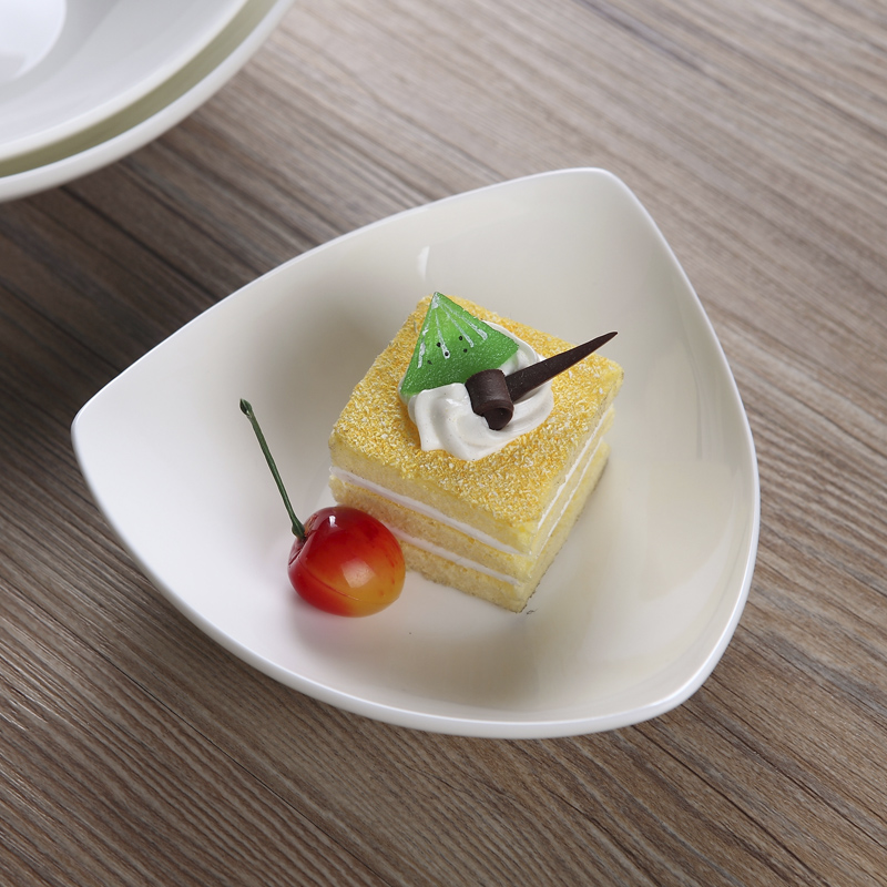 The New alien jingdezhen ceramic tableware pure white 678 inch triangle snack compote hotel customization