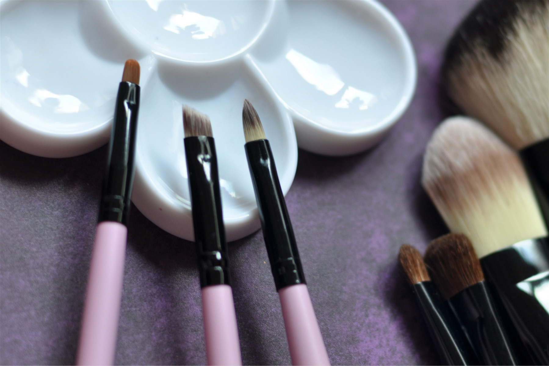 科普:各类化妆刷使用及用途33