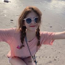 2020 Korean version of the tide Retro Girl white frame female sunglasses Hong Kong flavor ins Net red sun glasses small face shake sound glasses