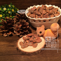 (Xiaoxiaomai)Seasonal fresh wild large grain red pine nuts (raw) Squirrel food Main food 500g