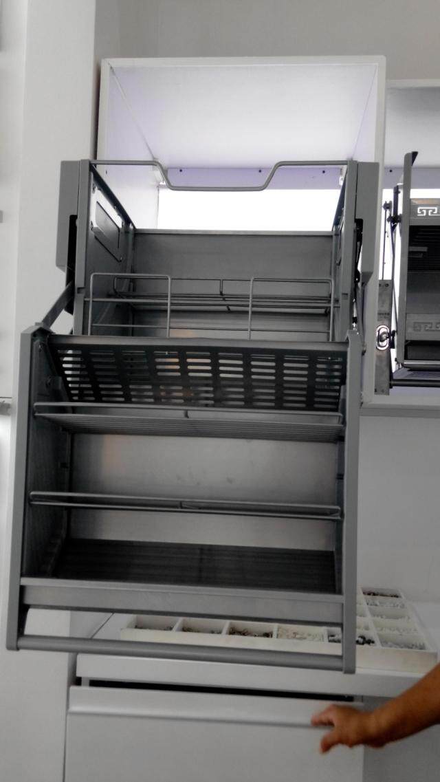 包邮 双体吊柜升降机 大容量收纳得 冰箱顶部伸降拉篮