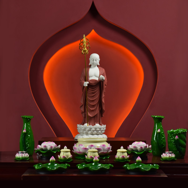 Yutang dai ceramics as a figure of Buddha enshrined household dehua white porcelain like ksitigarbha bodhisattva earth treasure multiplier station as furnishing articles