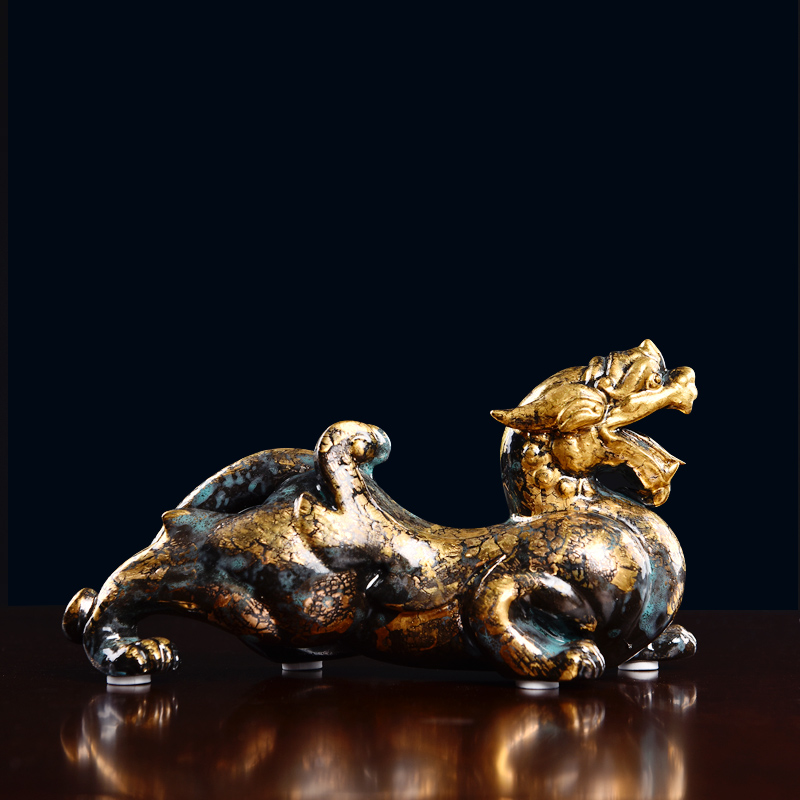 Yutang dai ceramic bronze see the mythical wild animal office desktop furnishing articles sitting room TV cabinet decoration decoration arts and crafts