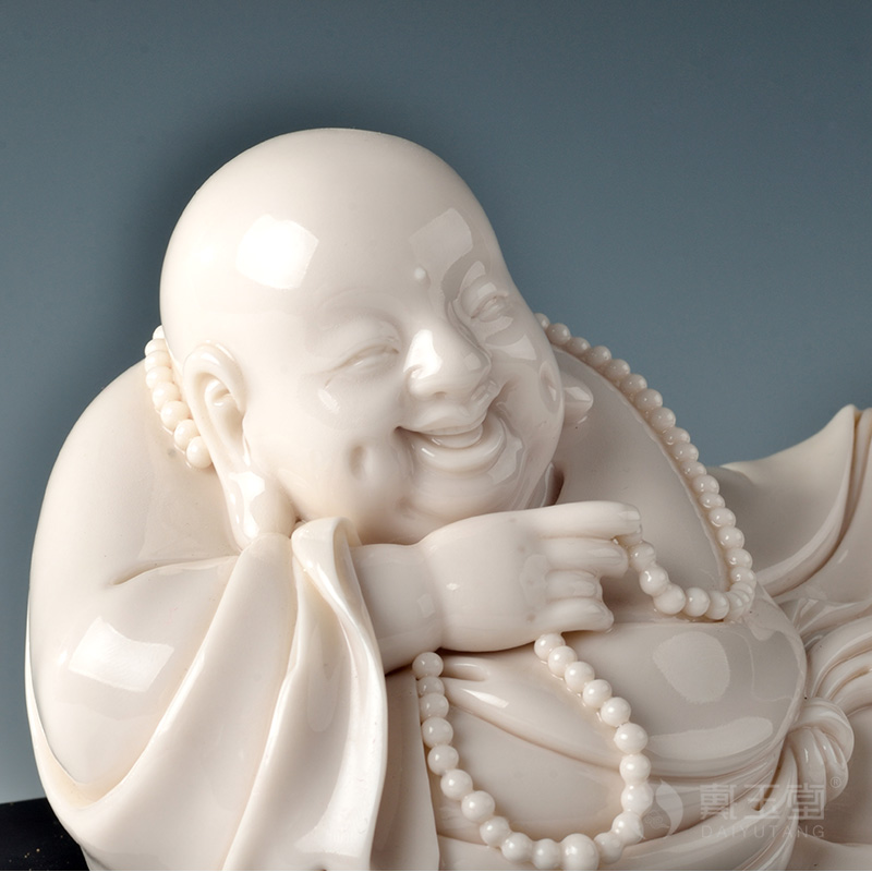 Yutang dai dehua white porcelain master Su Youde master of its art/4 inch lie maitreya D29-19