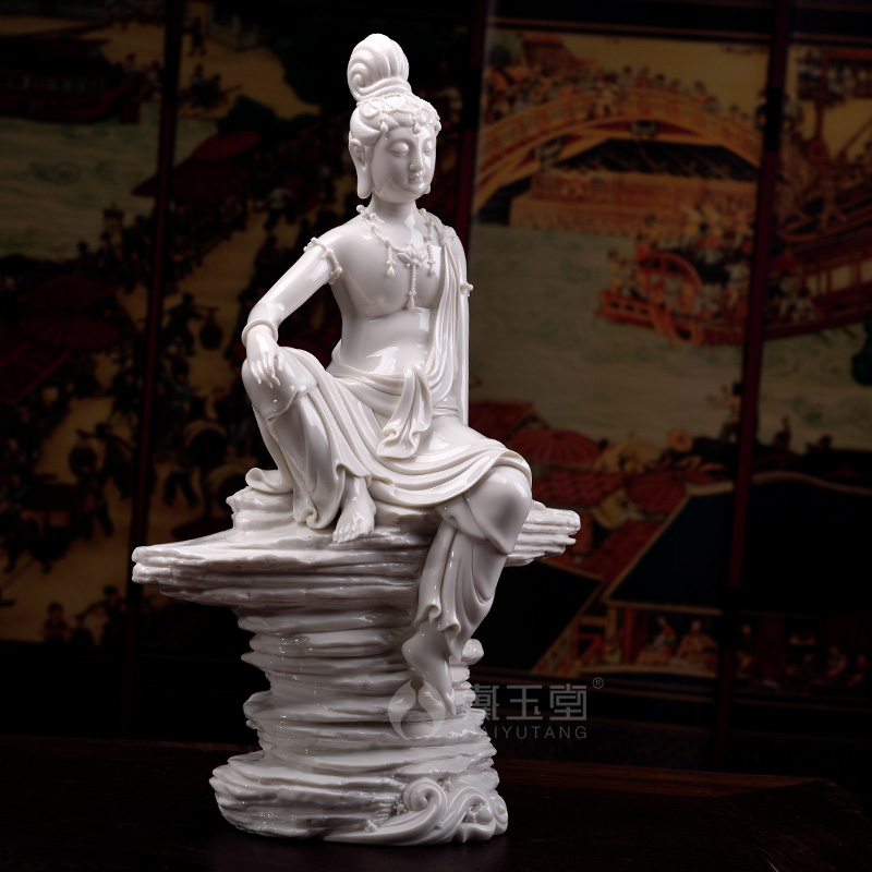 Yutang dai ceramic handicraft furnishing articles of modern Chinese style home sitting room adornment/comfortable guanyin D26-02