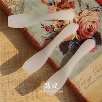 Import Noodle Cream Small Spoon Pick A Smooth White Jade Texture Dig Mask Subpackaging DIY Skin Care Product Matching Tool