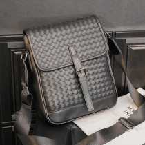 Tide brand mens single shoulder bag personalized new weaving vertical small bag street youth diagonal bag ipad small backpack 2023