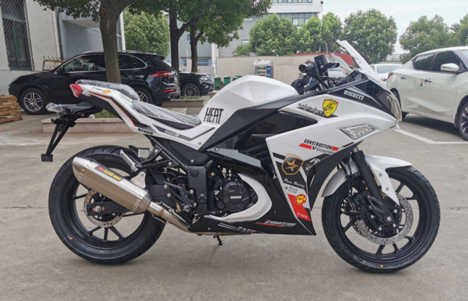全新v6r3趴赛400双缸水冷摩托车跑车地平线重型机车公路赛可上牌