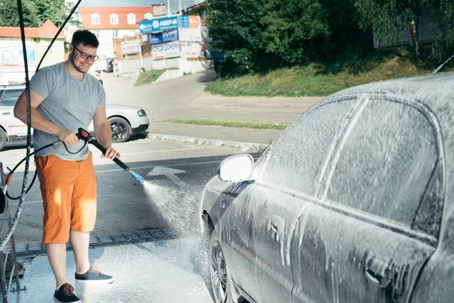 不想爱车“减寿”,这些操作记得别做!4