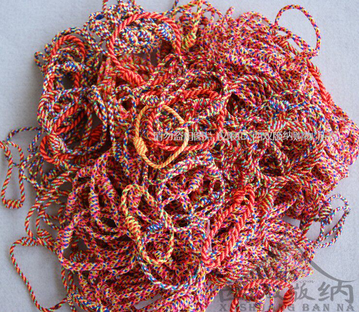 佛线:双称(金刚线) 傣族青年男女结婚,一般实行从妻居的习俗,即男到