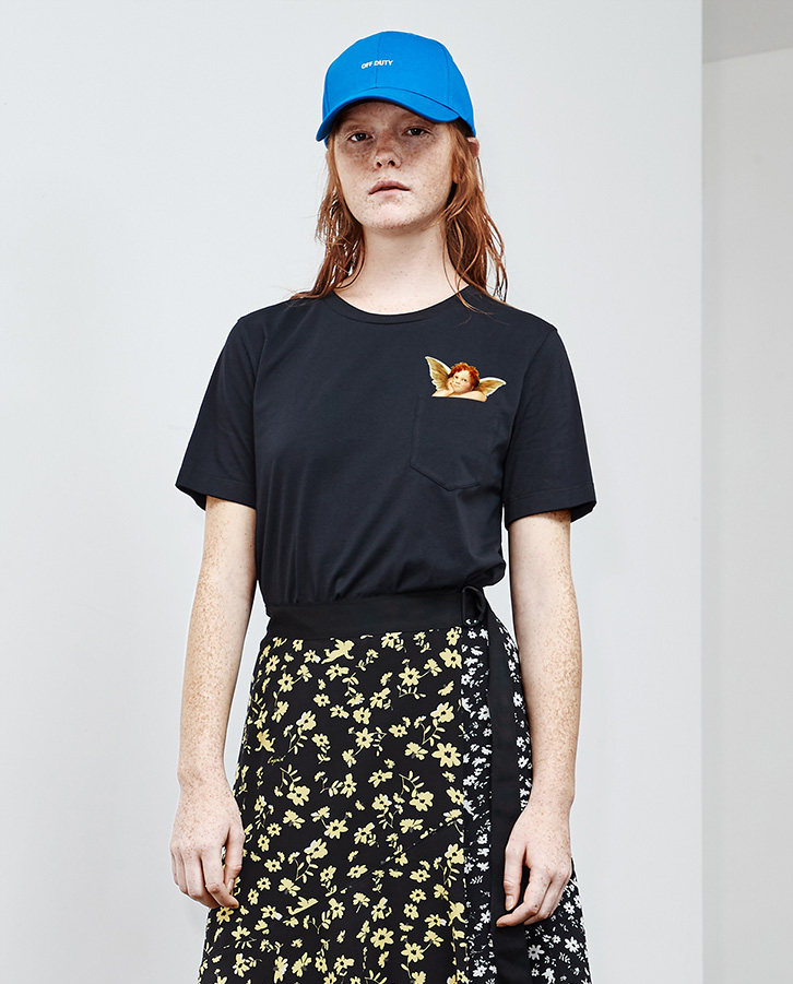 moco2018夏季新品圆领胶印纯棉短袖t恤女ma182tee205 摩安珂