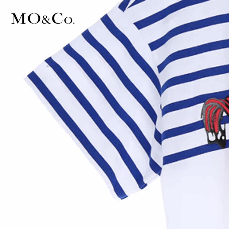 MO&Co.T恤蓝白海军风字母胶印短袖落肩休闲T恤MA152TST28 moco