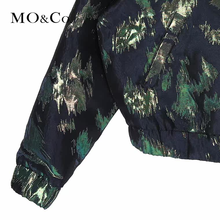 MO&Co.金属纹理短款外套女棒球服立领拉链MA153COT43 moco