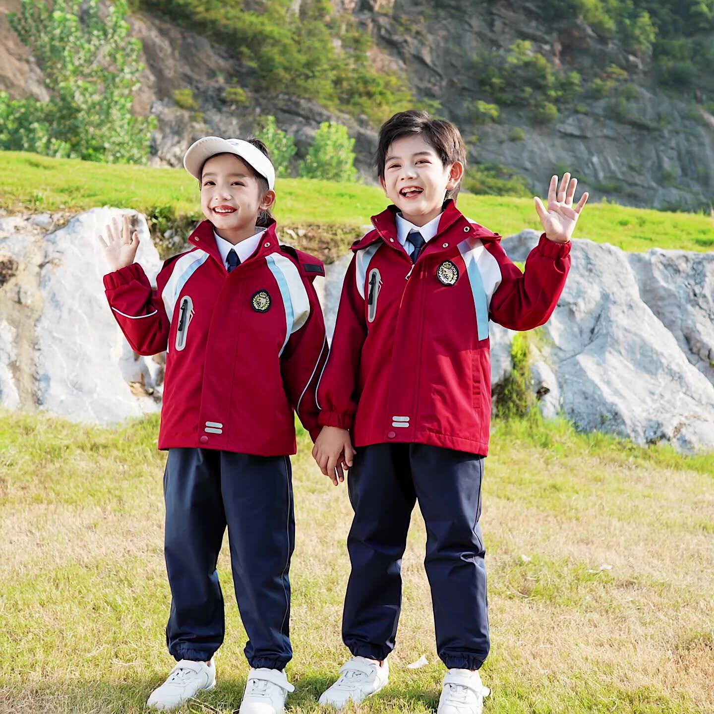 幼儿园园服秋冬三件套校服套装小学生绿色冲锋衣春秋装一年级班服