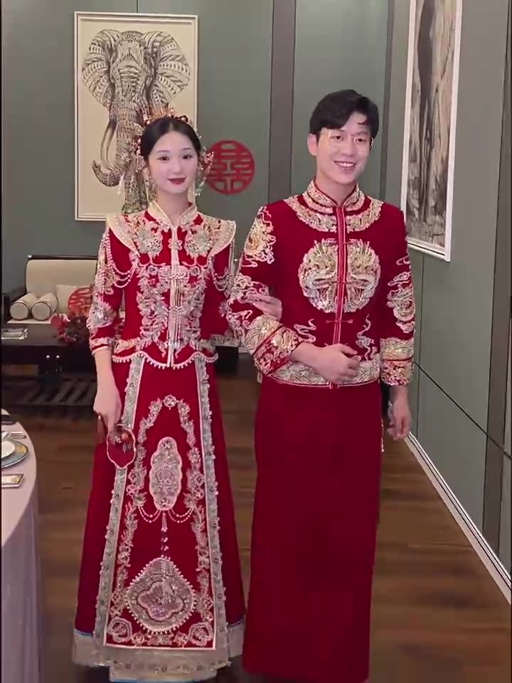 秀禾服新娘2023新款结婚婚纱敬酒服重工出门服中式婚服龙凤褂秀和