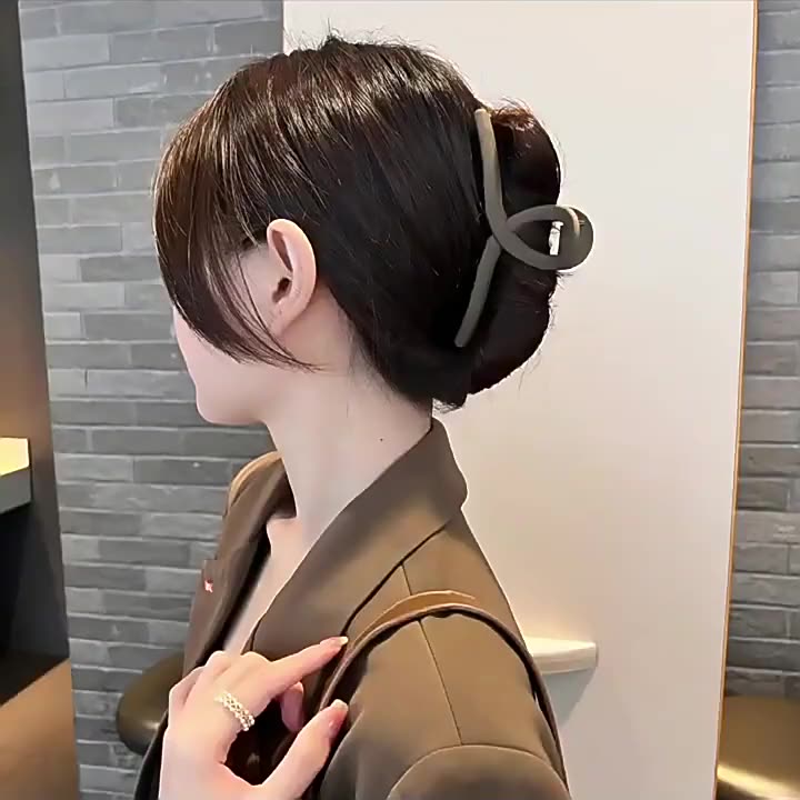 奶咖色简约鲨鱼夹发夹女后脑勺盘发抓夹大号塑料头发夹子头饰发卡