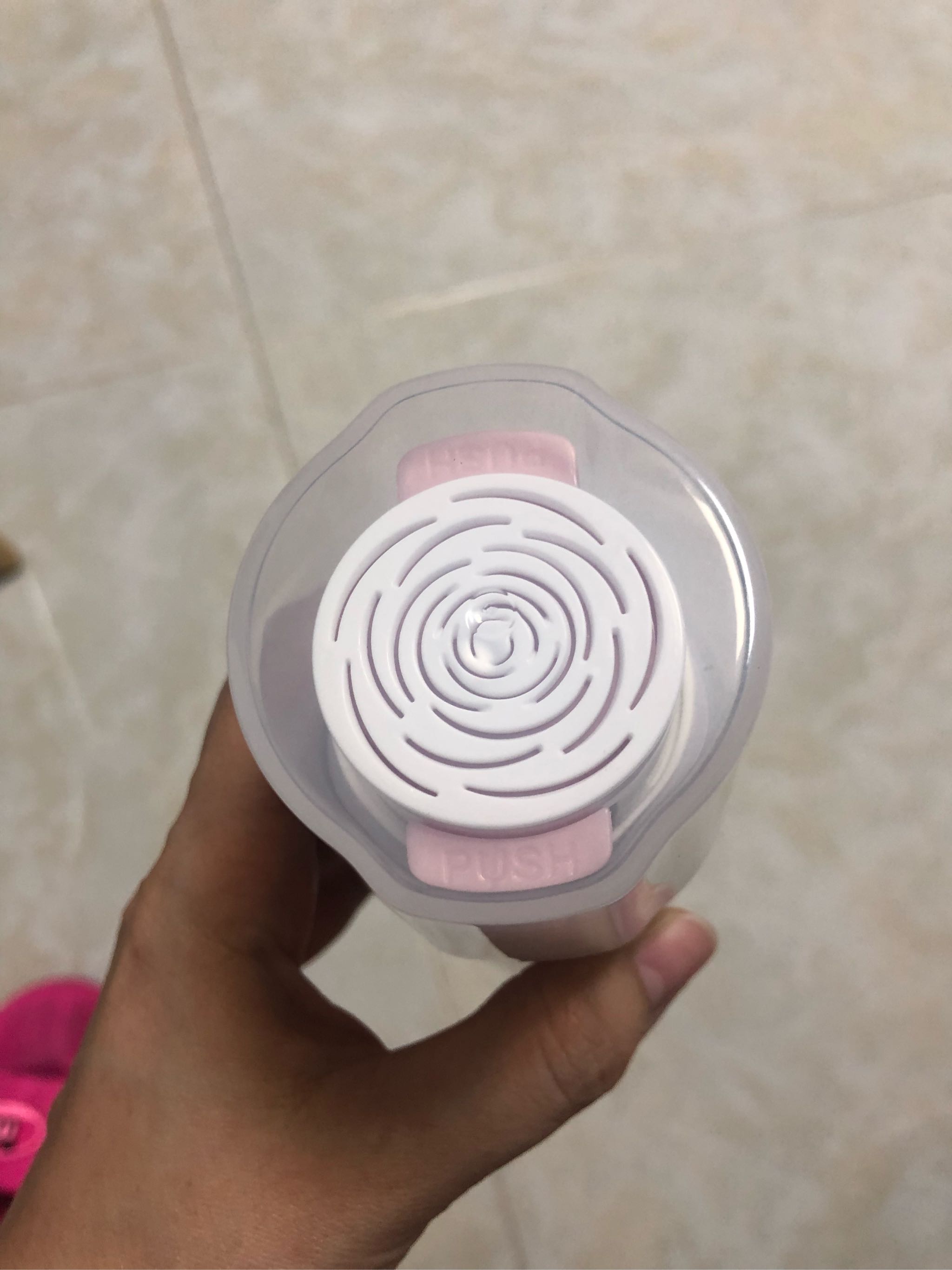 skin79玫瑰花泡沫洗面奶性价比最高，使用一个月后真实上手体验_搜券