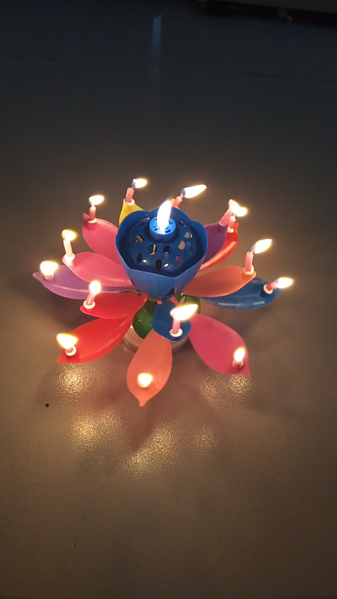 工厂直销开花乐唱歌音乐蜡烛生日蜡烛唱歌蜡烛双层旋转莲花蜡烛