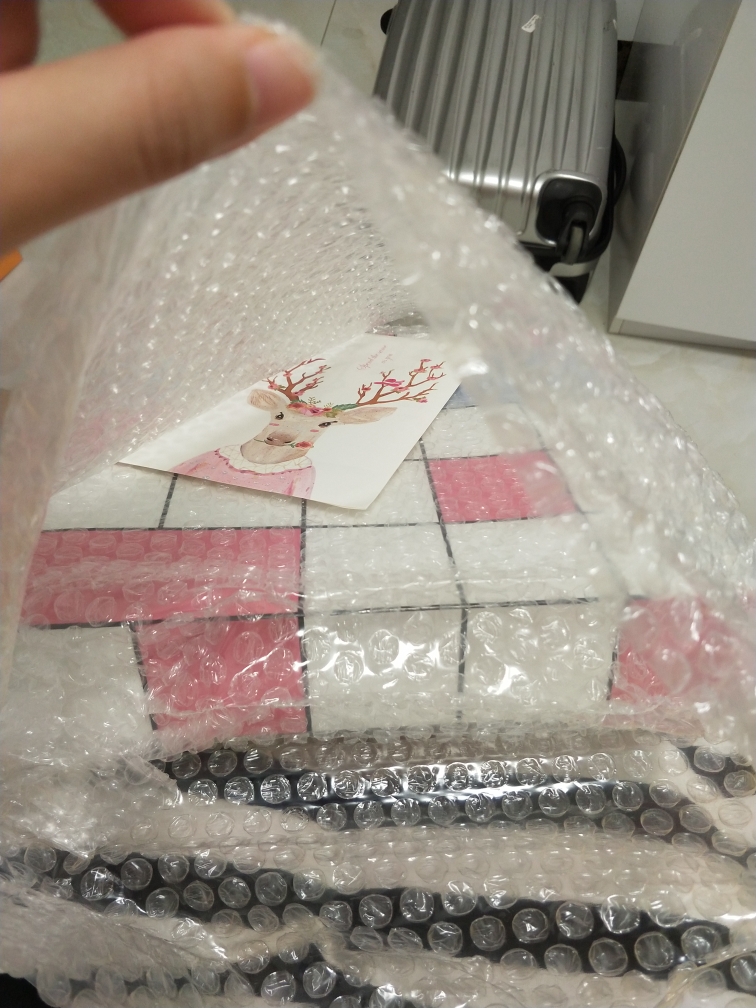 糖岸爆款香水礼盒试用!怎么样好用吗?适合什么年龄,第2张 糖岸爆款香水礼盒试用!怎么样好用吗?适合什么年龄,第2张