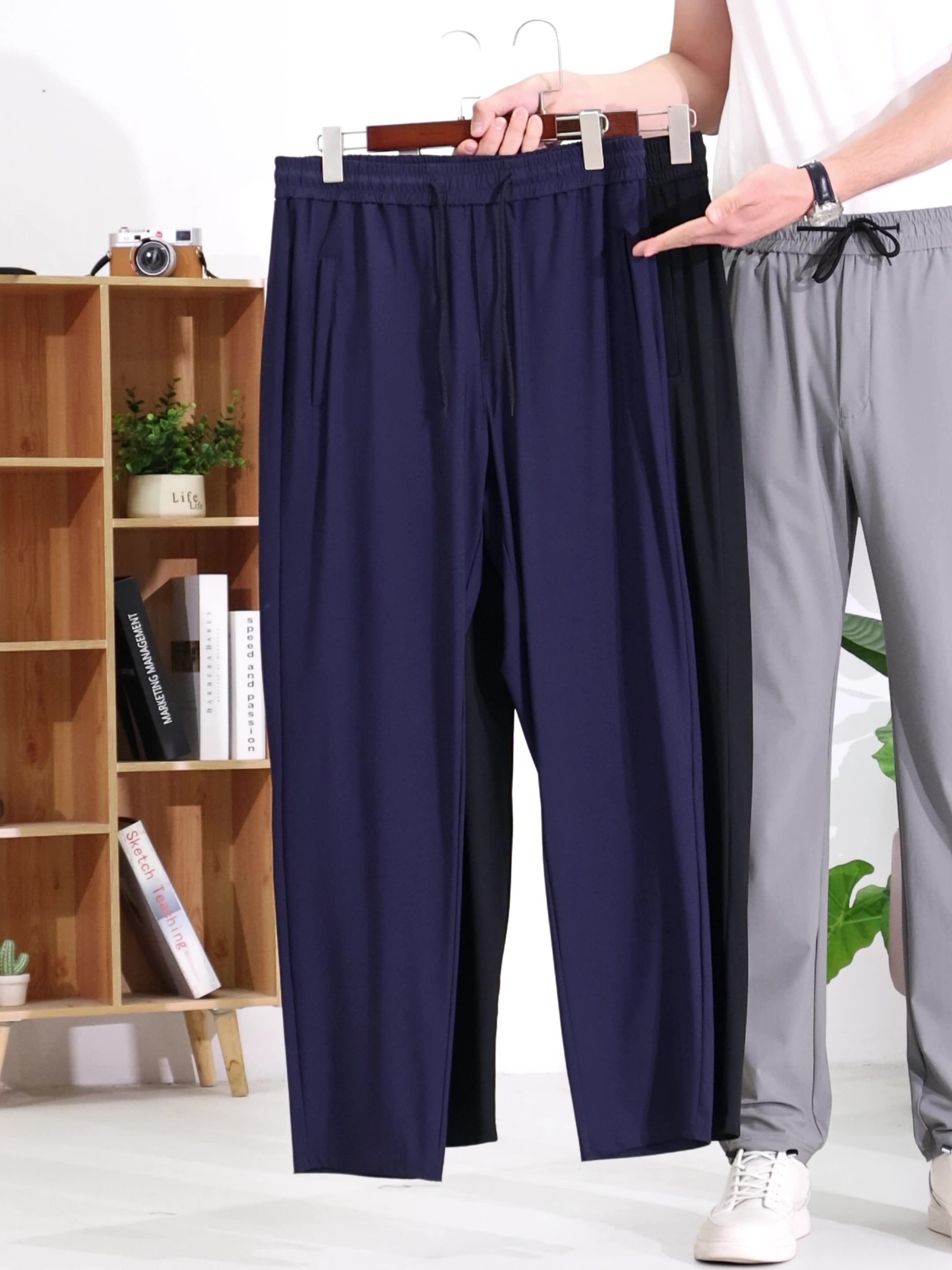 爸爸夏季冰丝裤建议 这条弹力娱乐裤让中老年人走路带风