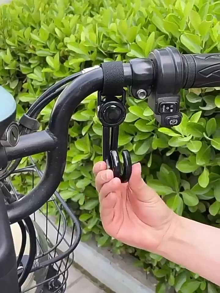 电动车挂钩前置通用电瓶自行车可旋转挂物钩头盔外卖万能挂扣专用