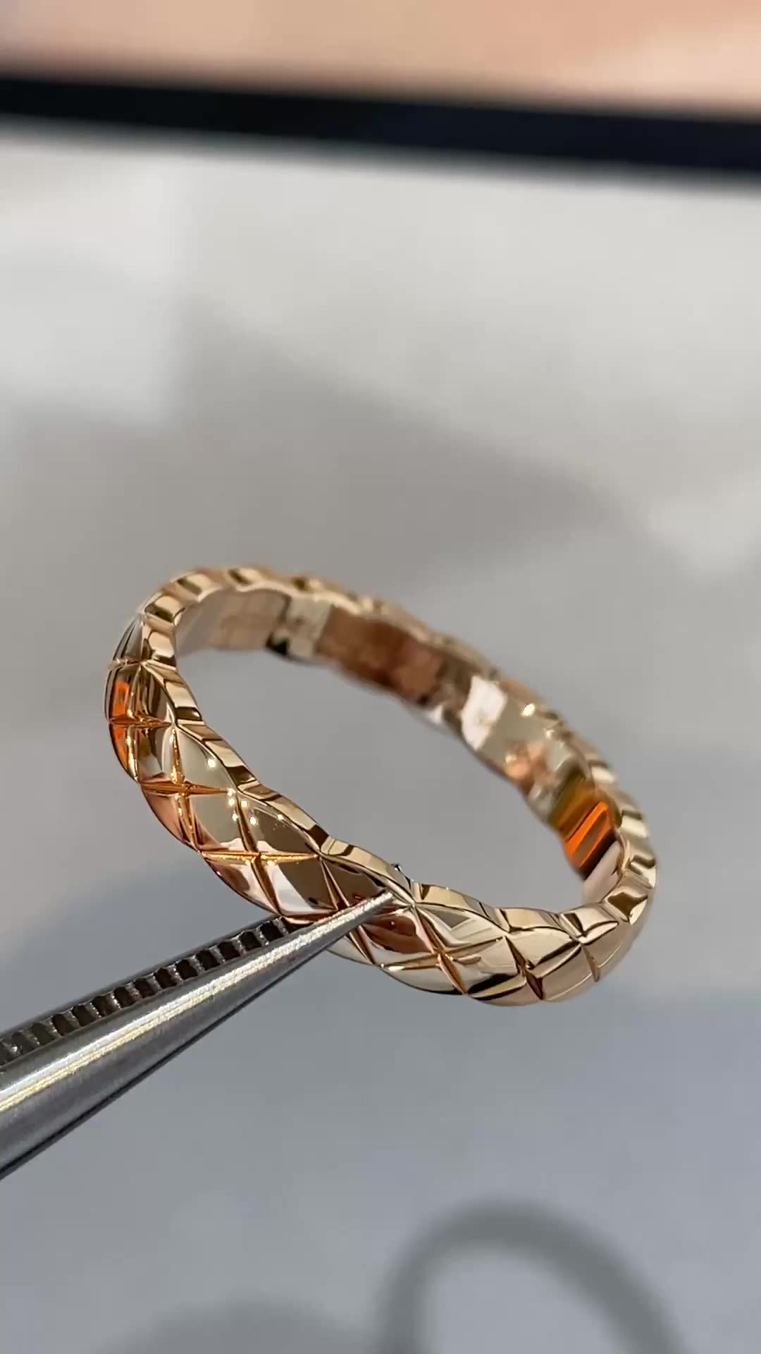 v金窄版细版菱格戒指镶钻无钻光面18k玫瑰金二代coco情侣对戒