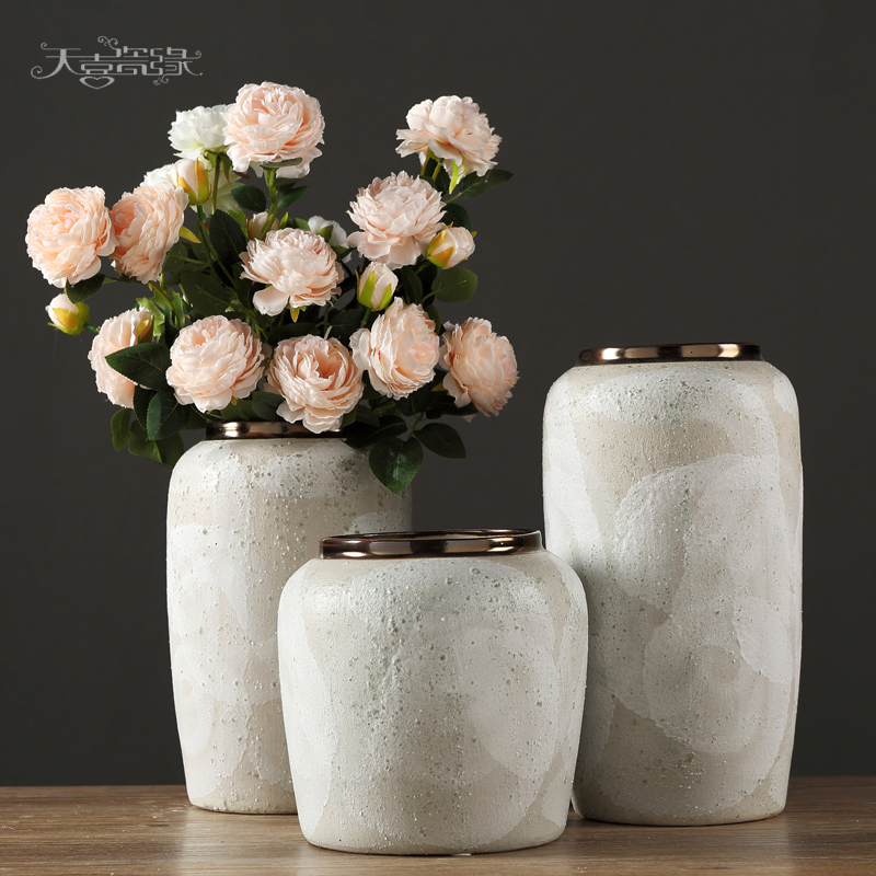 Modern European ceramic vase furnishing articles creative living room table small pure and fresh and dry flower arranging, coarse pottery home decoration