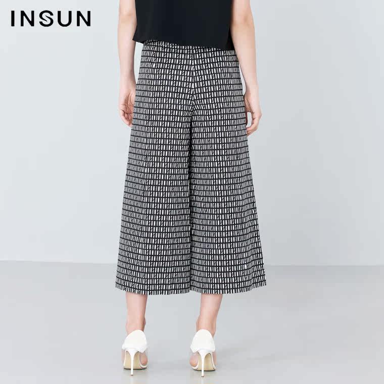 INSUN/恩裳【7.14新品】2015秋 时尚logo印花阔腿裤女裤94220300