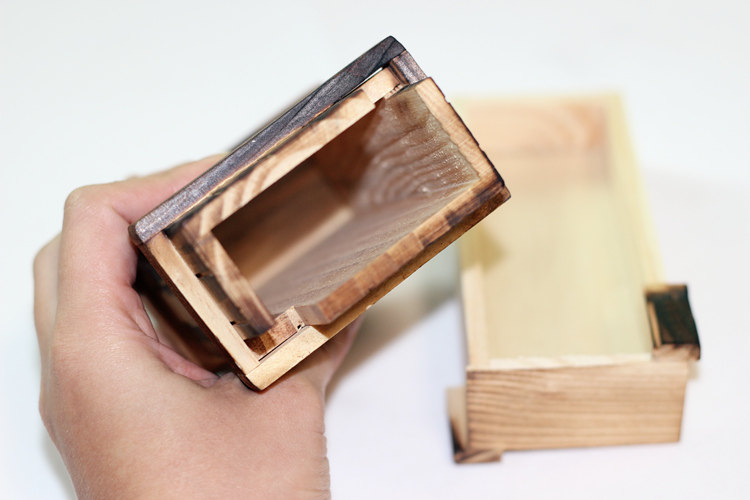 神密的机关木盒子鲁班锁孔明锁木制智力解锁收纳盒神秘礼物盒