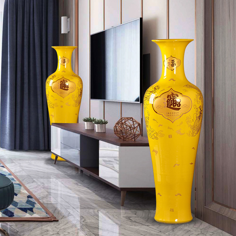 Jingdezhen ceramics a thriving business Chinese red large vases, Chinese style furnishing articles opening gifts large sitting room