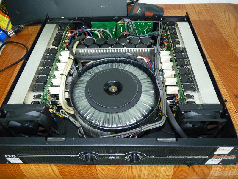 成色不错原装正品锐丰laxd61300w大功率专业舞台后级功放