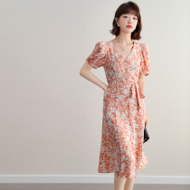 FENPERATE Retro Elegant Printed Tea Hysteria Dress Woman 2021 Summer Exploits Cashews waist V collar display white dress