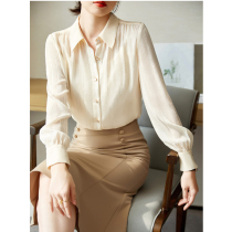 If the hidden thin fog is gentle and gentle ~ apricot-two sets of lining clothes