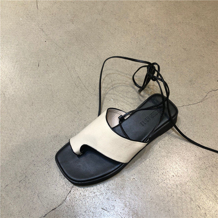 queen女鞋2021年新款韩国东大门个性套趾绑带厚底松糕罗马凉鞋女