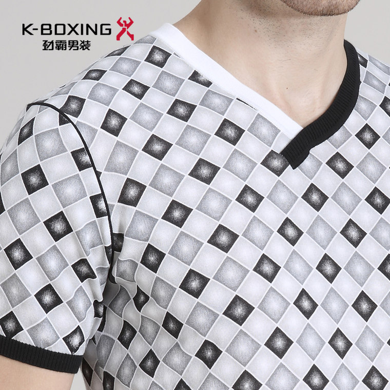 K-boxing/劲霸劲霸男装格纹印花工艺男士 短袖T恤|BTTU2208