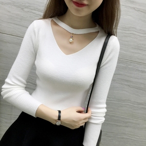 流行2018新款针织打底衫女装性感挂脖v领上衣毛衣修身秋季小清新