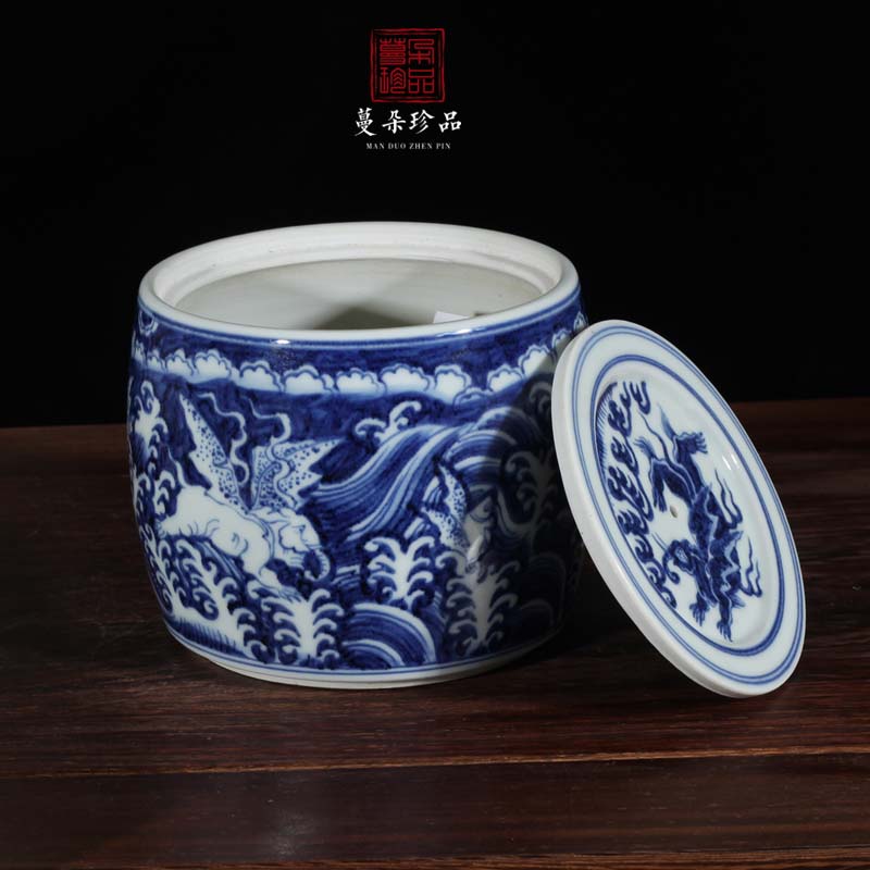 Jingdezhen hand - made as cans of blue and white porcelain dragon of dragon announce cricket cricket as cans
