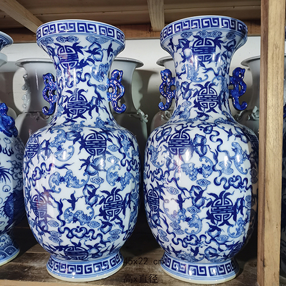 Modern technology display blue and white porcelain vase 50 to 60 ab grain ear vase elegant vase that occupy the home