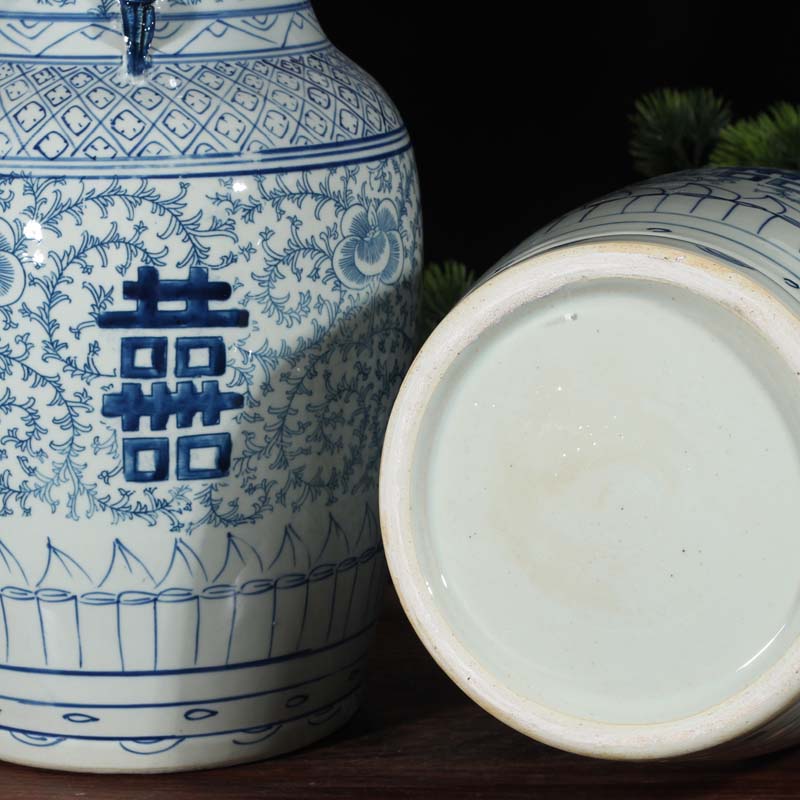 Jingdezhen antique vase happy character of archaize dowry lions ears blue and white landscape ancient vase of the republic of China