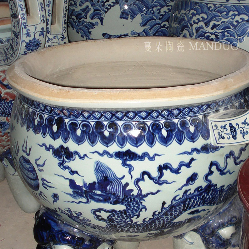 Jingdezhen blue and white oversized hand - made censer order custom - made present ancestral temple temple buddhist temple, king incense buner