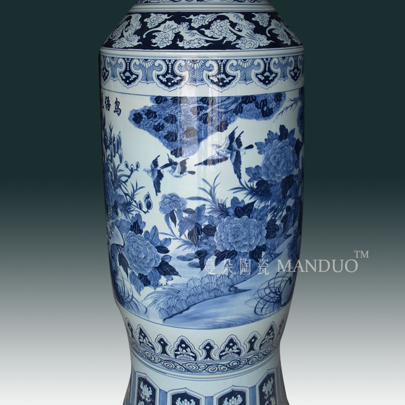 Jingdezhen blue and white peony hand - made 1.65 meters high landing big vase villa hall hall display vase