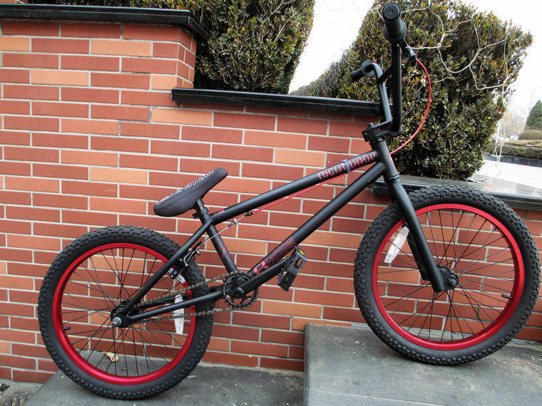 北京实体店铺haro代工极限车 bmx小轮车 街车 表演车 20寸自行车