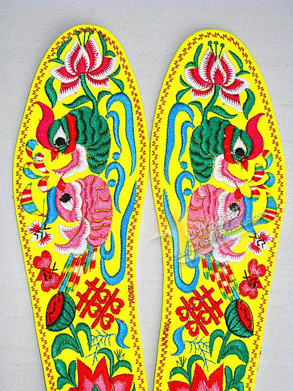 四双包邮传统工艺本命年居家日用结婚庆纯棉手工十字绣花鞋垫鸳鸯