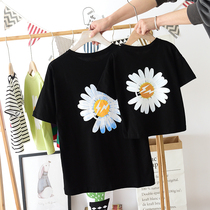 Little Daisy Parent-Child Dress 2021 New Chao One Family Three Mother and Child Mother and Girl Summer Korean version of foreign style travel