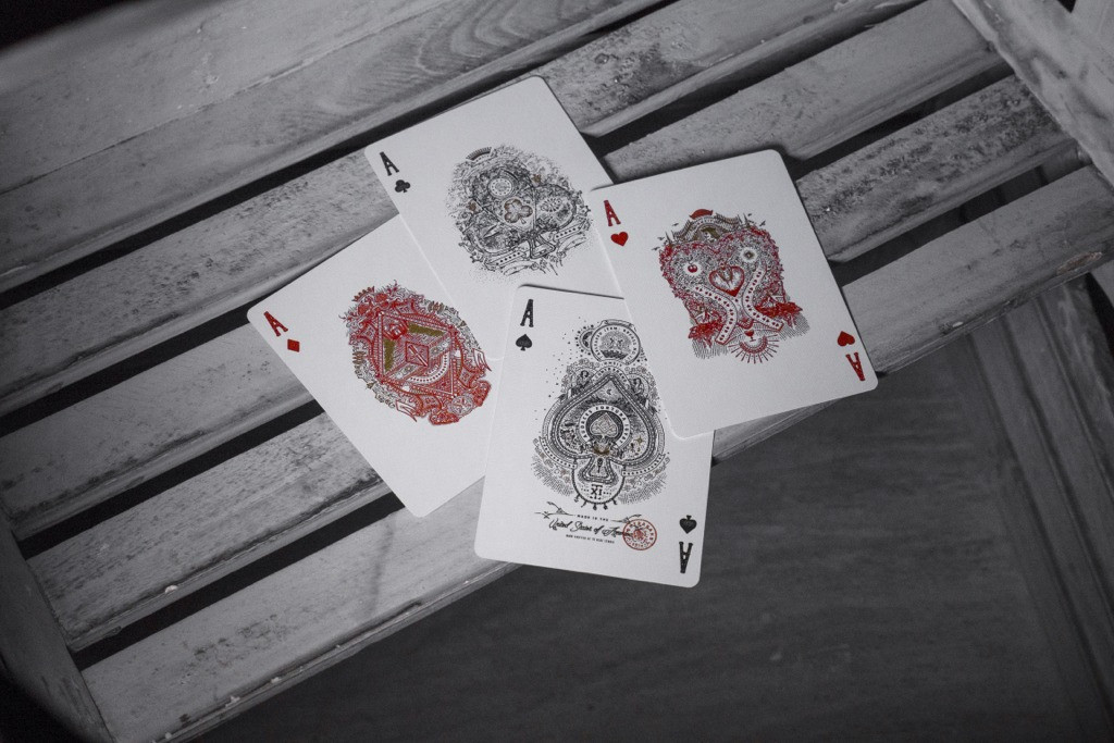 【现货】t11 contraband playing cards 违禁品扑克牌